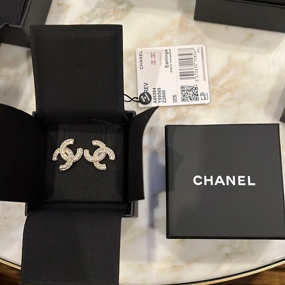 chanel earring - Picture 2 of 8